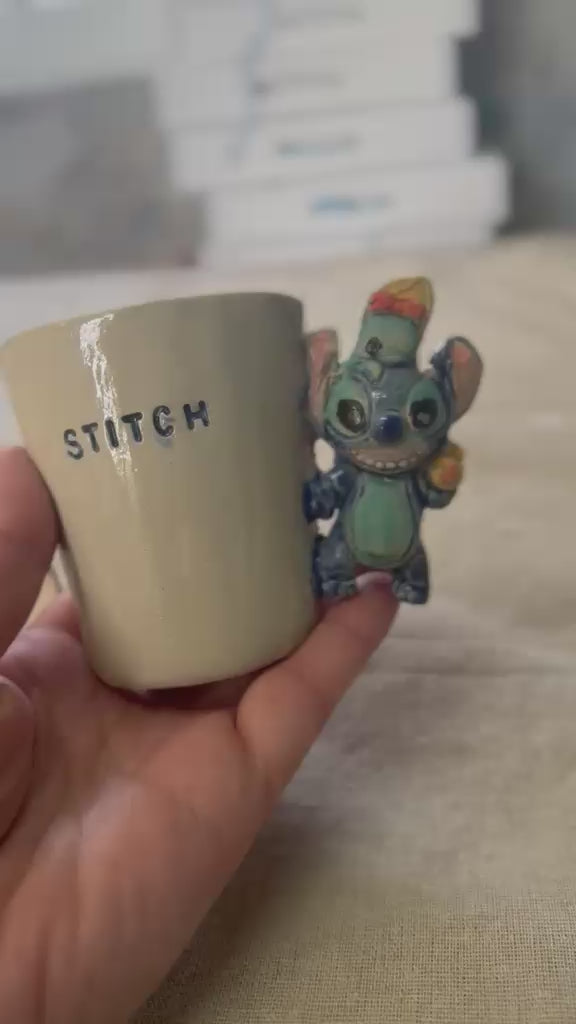כוס Stitch קרמיקה בעבודת יד